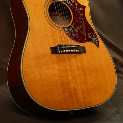 2001 Gibson Hummingbird Ultimate Quilt Custom Shop Acoustic Guitar image 4
