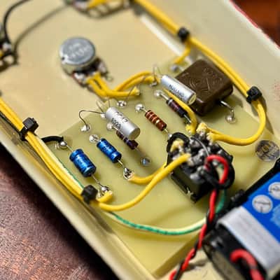 Wolf Devices - Germanium Fuzz Fa(e // Mullard OC41 & OC42 image 3