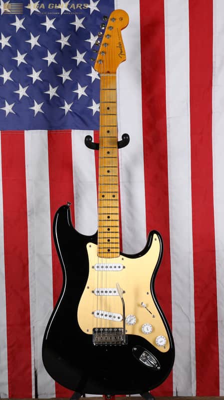 Fender Eric Johnson Stratocaster with Maple Fretboard - Black