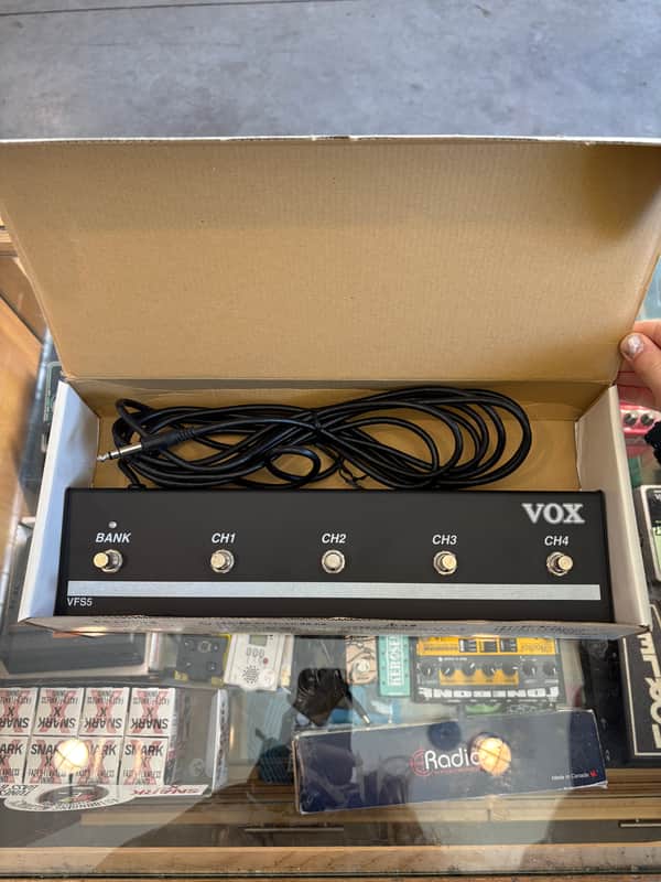 Vox VFS5 Footswitch - Excellent in Box image 1