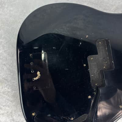 Fender Squier Series Precision Bass P-bass Body MIK in black image 4