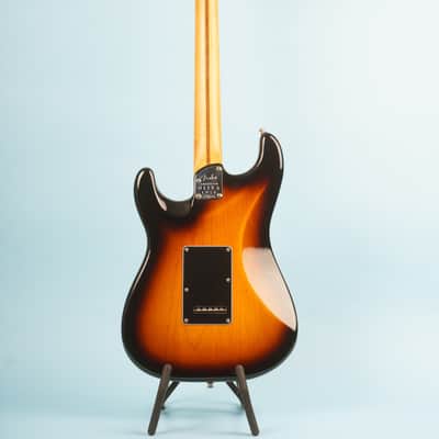2024 Fender American Ultra Luxe Stratocaster 2-Color Sunburst image 6