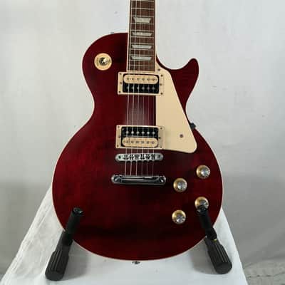 Gibson Les Paul Classic 2022 - Translucent Cherry - w/ Hard Case image 1