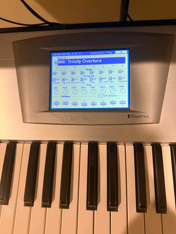 Korg Trinity Pro 76 Key Workstation (DRS, 32 Voice) – Like New
