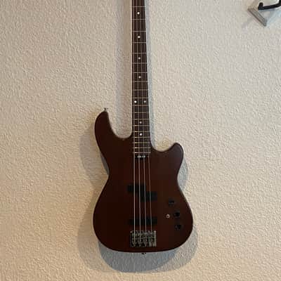 Maton JB 4 2010 Bass Guitar w Original Case image 1