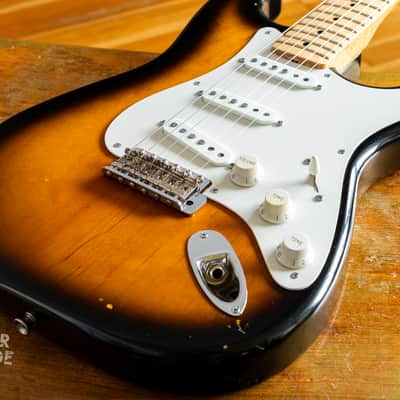 1991 Fender American Vintage 57 Stratocaster 2-tone Sunburst - AVRI - with original hardcase and accessories image 13