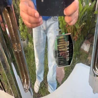 Dynasty Custom Elite 18x14  - Silver mirror Marching Drum image 3