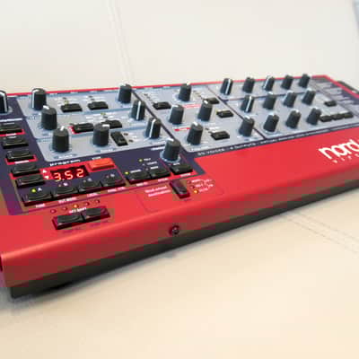 Clavia Nord Rack 2X - Virtual Analog Synthesizer