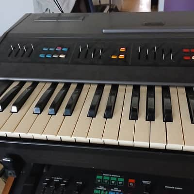 FARFISA POLYCHROME Vintage '70s Analog Italian Polyphonic Synth VERY RARE image 2