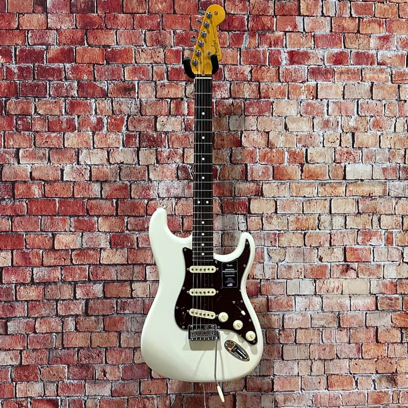 Fender American Professional II Stratocaster | Reverb Canada