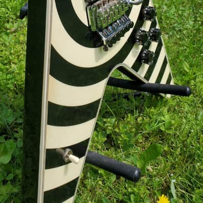 Gibson Zakk Wylde Custom Flying V Bullseye 2007 image 6