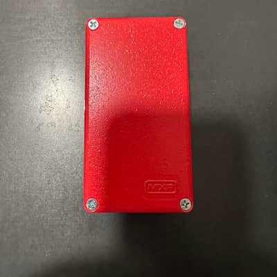 MXR M102 Dyna Comp 1995 - Present - Red image 6