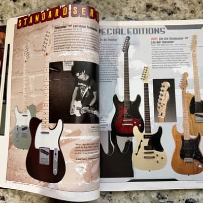 Fender Frontline 2004 catalog Stratocaster telecaster precision jazz bass jazz Master Jaguar twin reverb super BassMan image 10