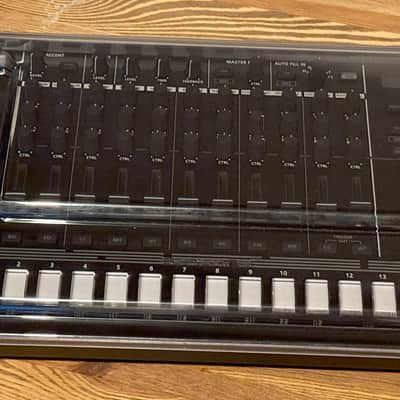 Roland TR-8S with Deck Saver and Official Carry Case Bild 1
