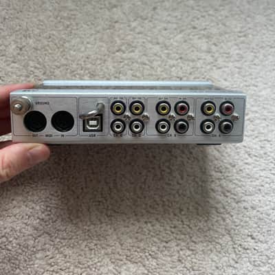 Native Instruments AUDIO 8 DJ image 2