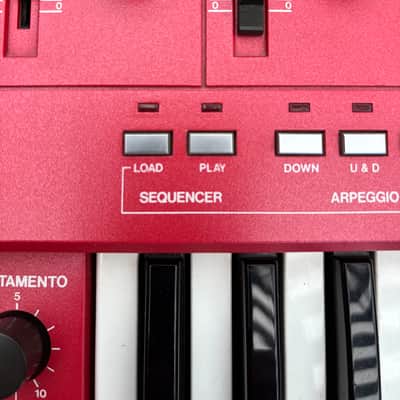 Roland SH-101 32-Key Monophonic Synthesizer 1982 - 1986 - Red
