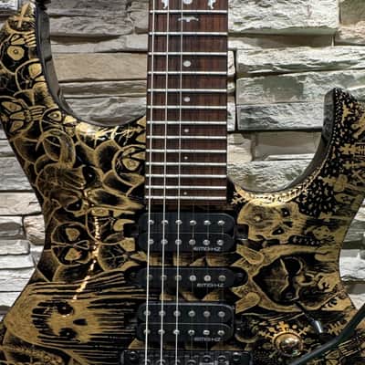 Lag Akane 200 CUSTOM GOLD SKULL Al’s Art Desing 2026 - Gold & Black image 3