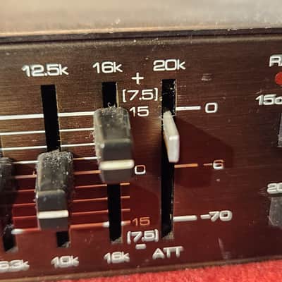 Repairman Special dbx 1531p Graphic Equalizer image 4