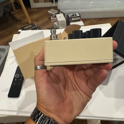 Vs Audio Royal Flush - Cream image 6