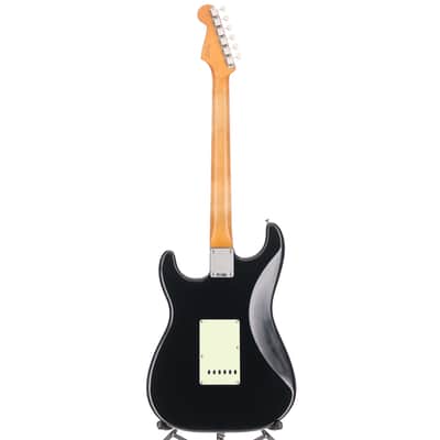 Fender Certified Pre-Owned Vintera® II Road Worn® '60s Stratocaster®, Maple Fingerboard, Black (N7) (84282) image 6