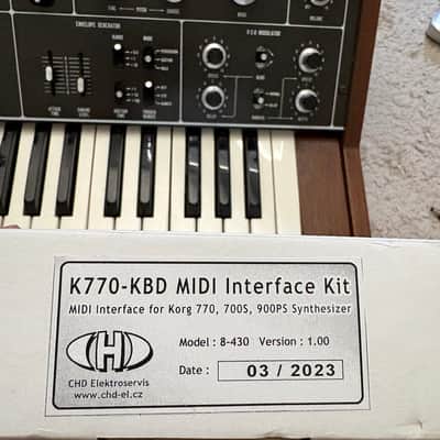 Korg 770 - w/uninstalled midi kit Bild 3