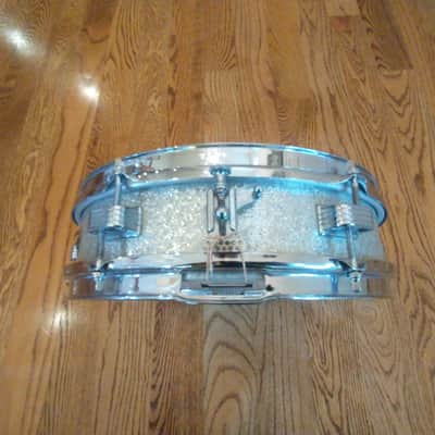 Ludwig Rare vintage 1962 jazz combo snare drum silver sparkle brass hoops mint condition! image 2