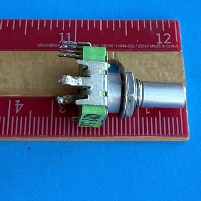 AKAI MPK 25 APC40 MKI MIDI Controller Part: ALPHA Potentiometer 2.5KB Pot image 12