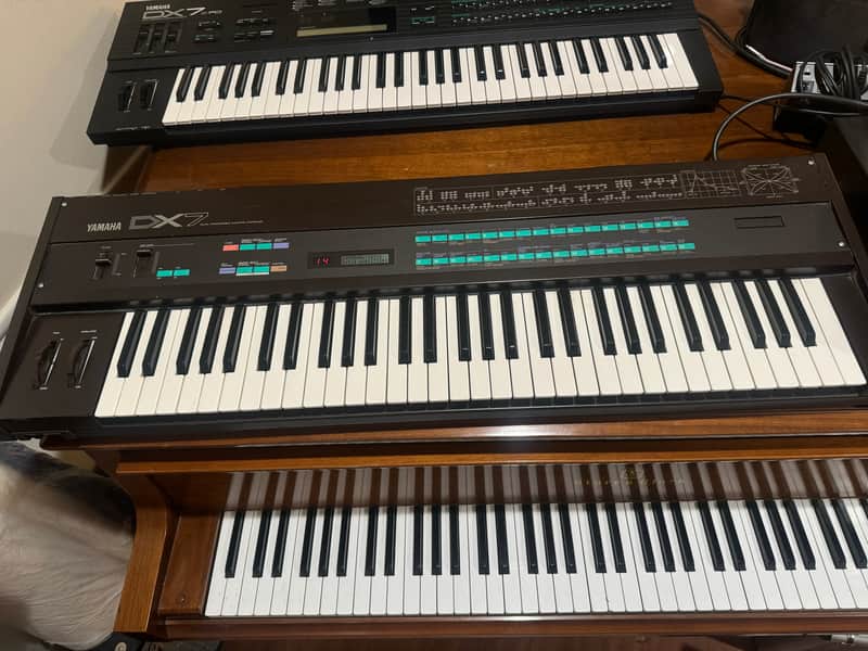 Yamaha DX7 FM Synthesizer - Excellent image 1