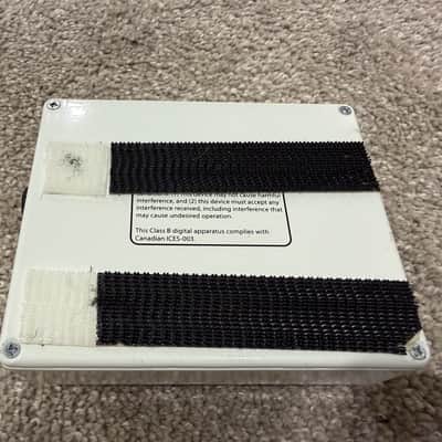 Electro-Harmonix POG2 Polyphonic Octave Generator 2009 - Present - Red / White image 3