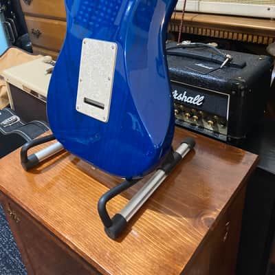 Fender Deluxe Stratocaster P/C Sapphire Blue Transparent image 4