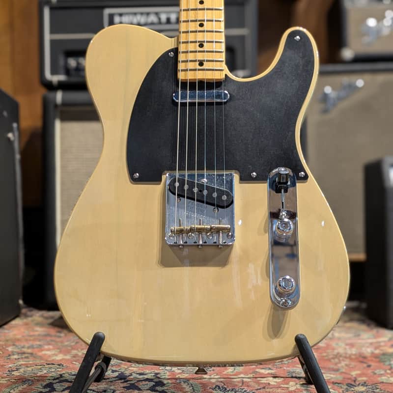Fender "10 for '15" Limited Edition American Vintage '52 Korina Telecaster with Maple Fretboard 2016 - Blackguard Blonde