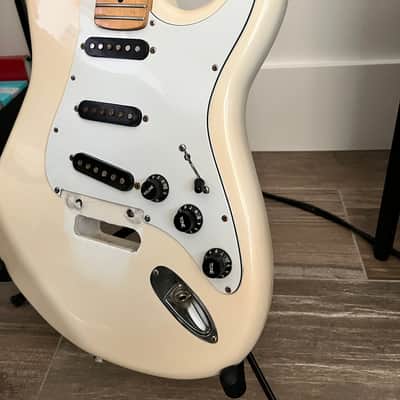 Kramer Aero Star ZX30 1984 Vintage White 6 String Electric Guitar image 3