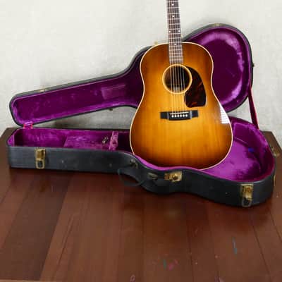 Gibson J 45 1951 - Sunburst w/Gibson HSC #6572 27 Refinished and re decaled image 1