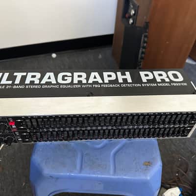 Behringer Ultragraph Pro FBQ3102 31-Band Stereo Graphic EQ 2000s - Black image 2