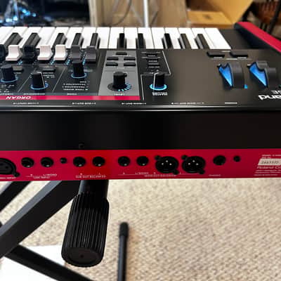 Roland V-Stage 76 Digital Stage Piano 2025 - Present - Black image 3