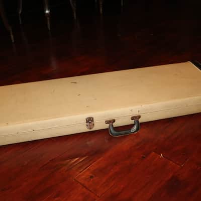 Fender Jazz Bass Precision Bass Case 1963 - White Tolex image 2