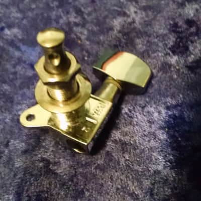 1980s Gotoh Gibson Inline 6 Chrome Tuners w/screws image 2