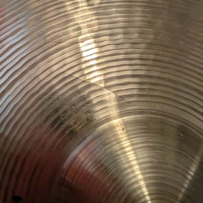 Paiste 18" Signature Power Crash image 3