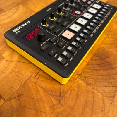 Roland P-6 AIRA Creative Sampler 2024 - Present - Black - EXCELLENT image 11