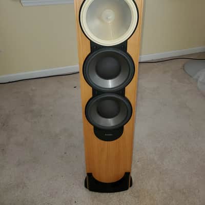 Pair of Paradigm Monitor 11 v5 floor tower speakers Maple/Natural color image 9