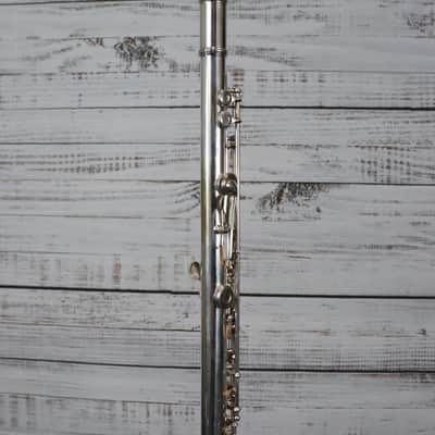 *USED* W.T. Armstrong 104 Flute image 5