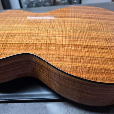 Taylor K-22 PRESENTATION 1998 TIME CAPSULE CASE QUEEN 00 Grand Concert American USA Custom Shop Masterbuilt AAAAA FLAME KOA Master Built K22 Acoustic Guitar Presentation Series 1 of 1 RARE Presentation Series image 17