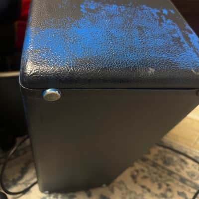 Fender '68 Custom Deluxe Reverb 2-Channel 22-Watt 1x12" Guitar Combo 2013 - Present - Black image 3