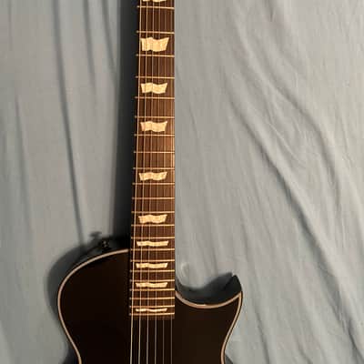 ESP LTD EC-201 - Black Gloss - EMG 81 image 4