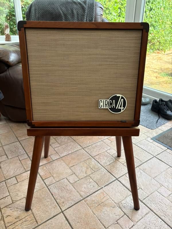 Taylor Circa 74 2-Channel 150-Watt 1x10" Acoustic Guitar / Vocal Combo with Stand 2024 - Present - Natural Mahogany image 1