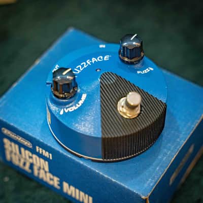 Dunlop FFM1 Silicon Fuzz Face Mini 2014 - Present - Blue image 4