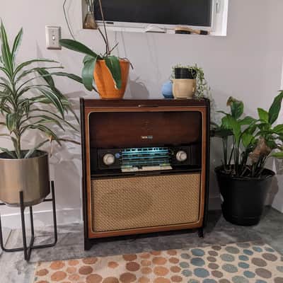 Grundig Majestic 7005 - Recapped, LED's, Bluetooth image 1