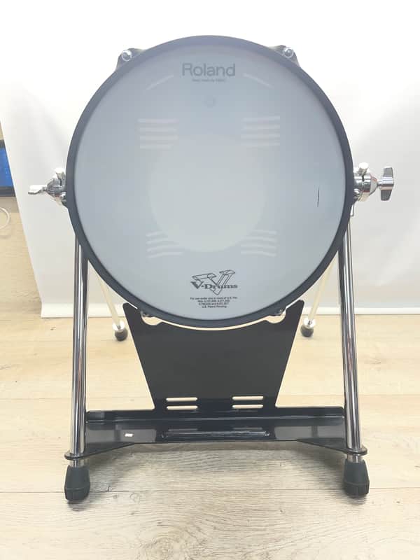 Roland KD-120-BK 12