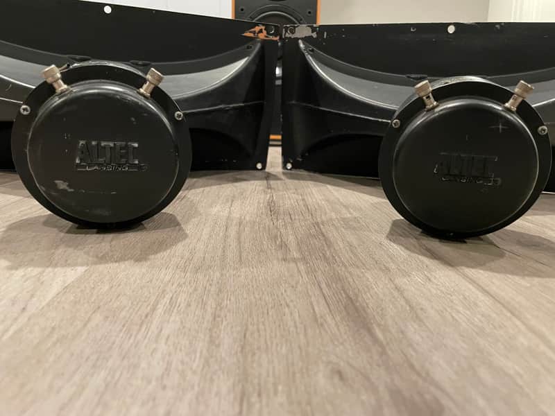 Altec Lansing model 811B Voice of the Theater horn and Compression