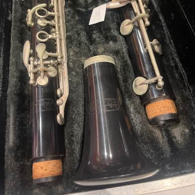 Holton Clarinet image 2